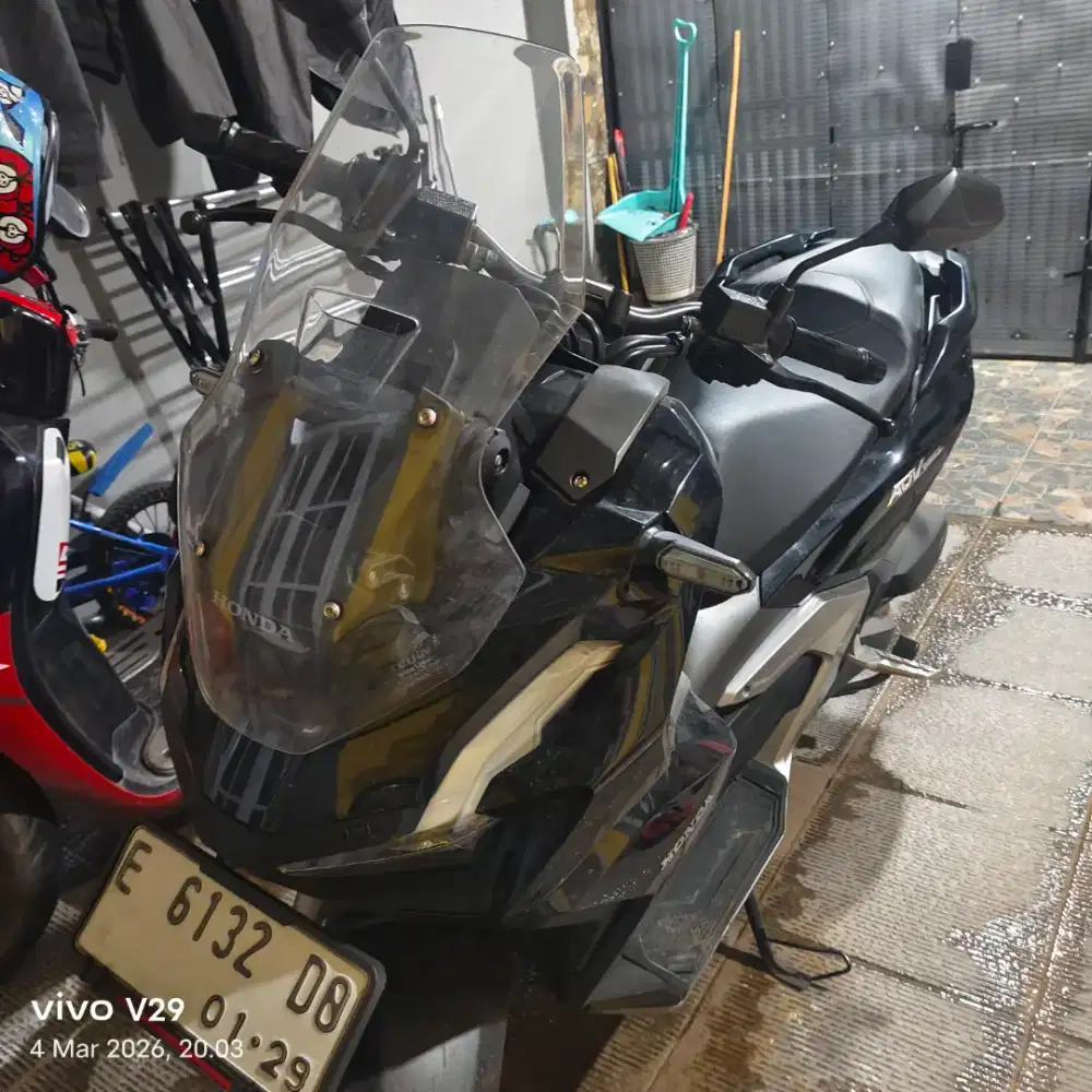 Dijual motor adv 160