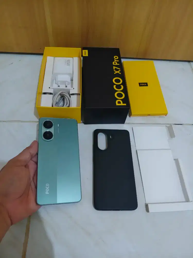 Poco x7 pro 12/512 garansi resmi Oktober 2026