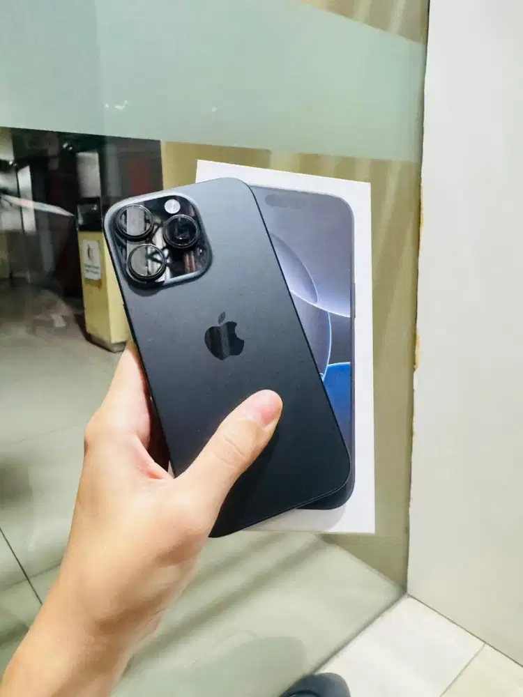 Iphine 16 pro 128 ibox garansi on