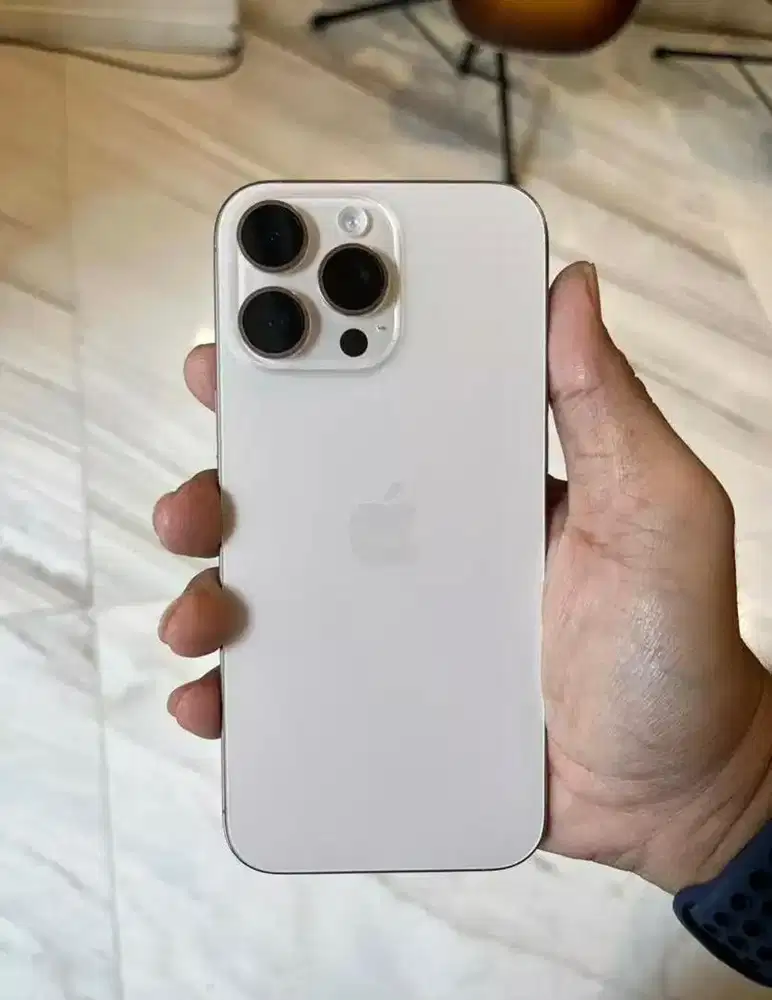 Iphone 16 promax 256 ex ibox