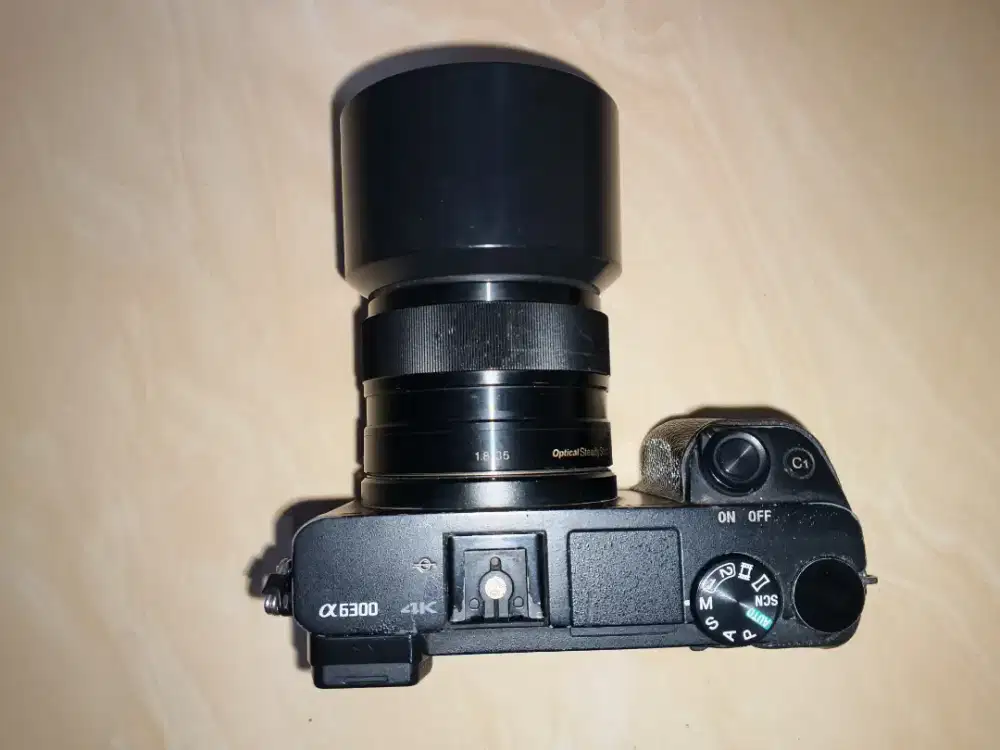 Sony a6300 + lensa sony 35mm f/1.8