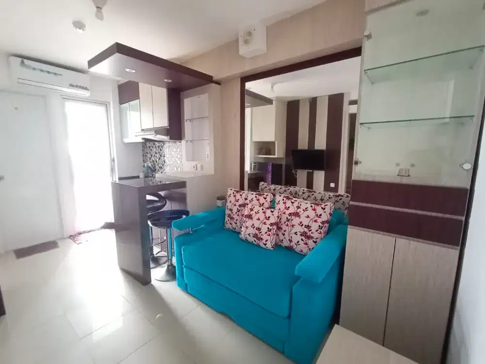 Disewakan bulanan 2 BR furnish bassura diatas mall free ipl