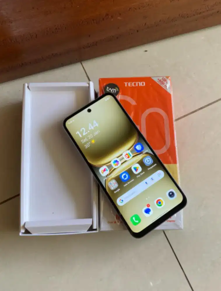 TEQNO SPARK GO 2 RAM 4+4/128