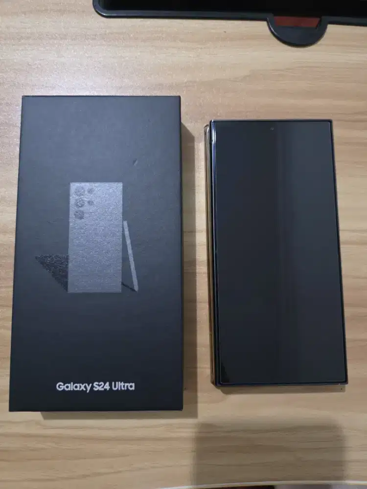 Samsung Galaxy s24 Ultra 12/512