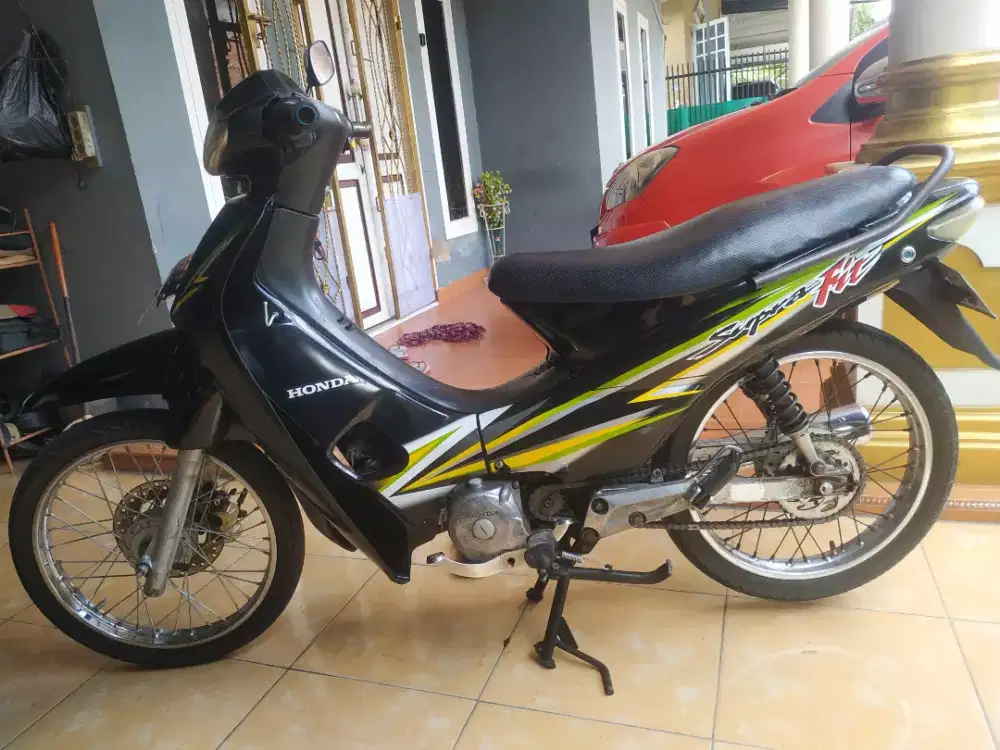 Honda Supra fit 2004