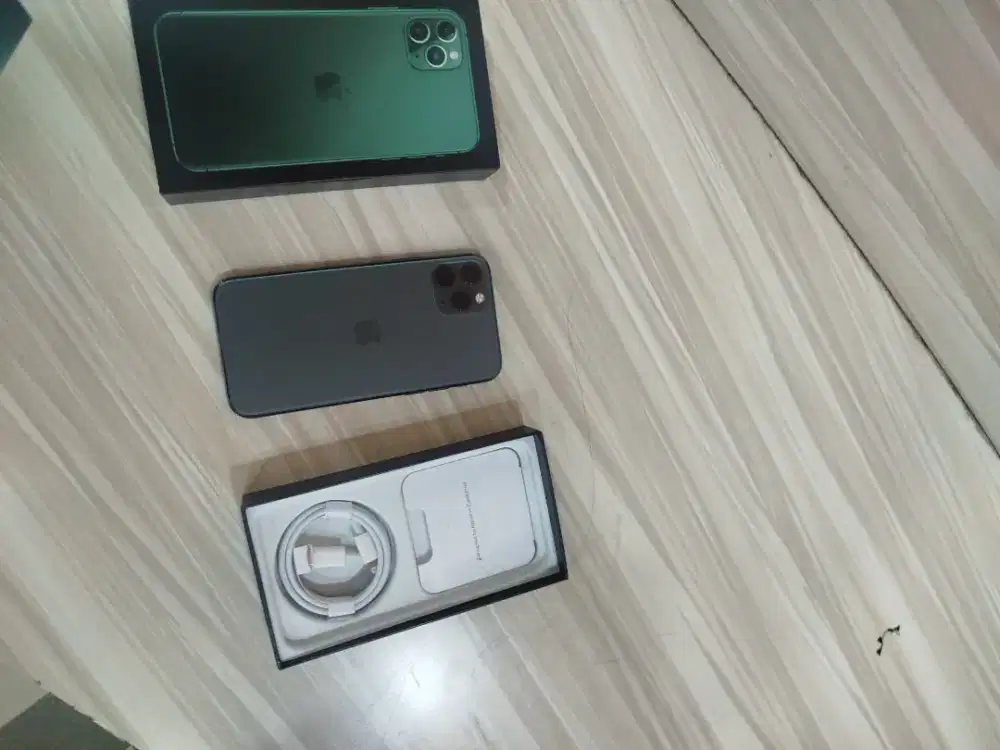 iPhone 11 pro 256gb unsur apple