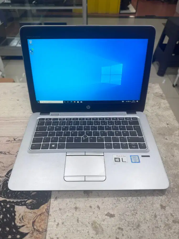 HP ELITEBOOK 820 G3 CORE I7 GEN 6 8/256 GB SECOND ORIGINAL