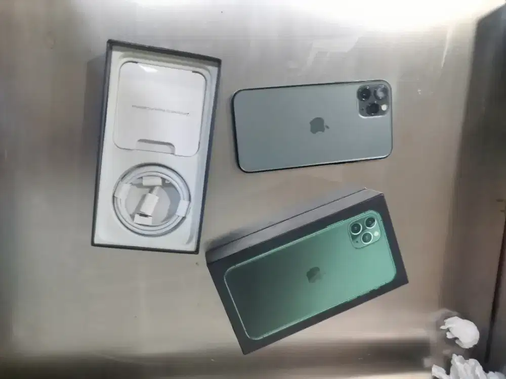 iPhone 11 pro 256gb logis dan fullset