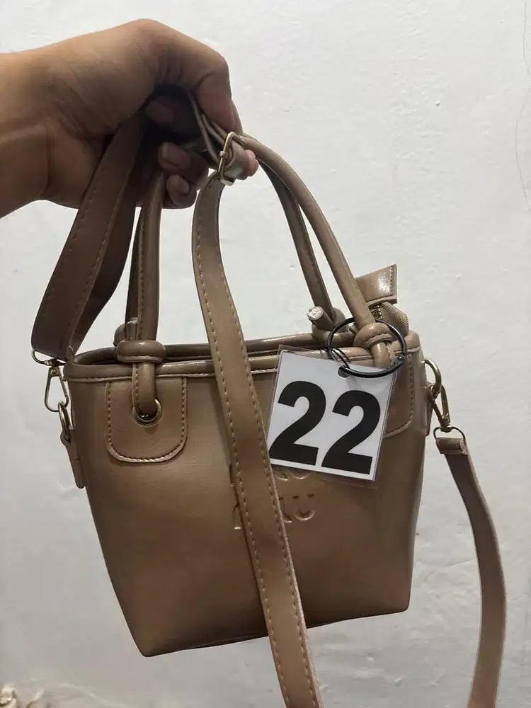 Edisi lebaran, tas gratis untuk pacar, istri, atau teman wanita