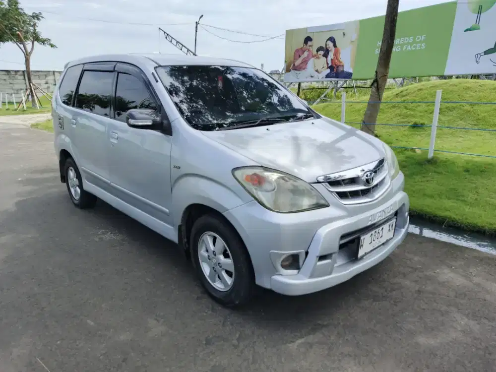 Toyota Avanza G  matic 2010