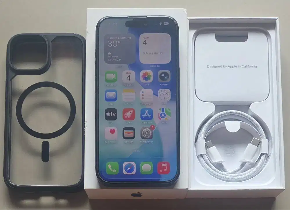 iPhone 15 128GB Black masih Garansi Resmi TAM mulus like New