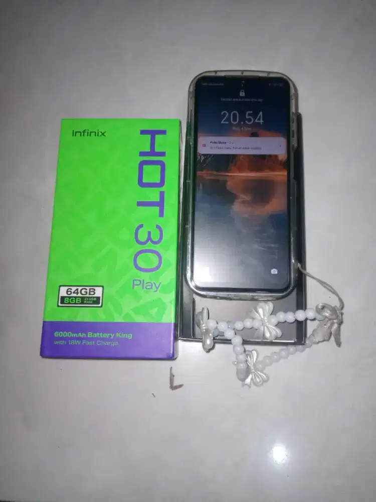 Infinix Hot 30 play 8 GB