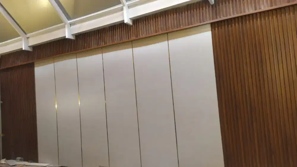 Plafon PVC dan wallpanel dinding, plafon gipsum, partisi, plagon jebol