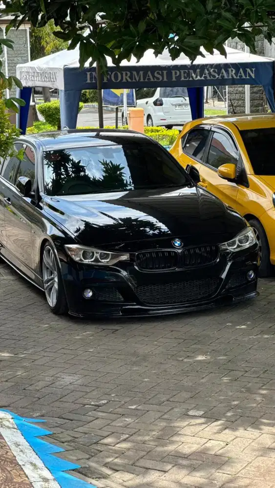 BMW 320i 2015 Bensin