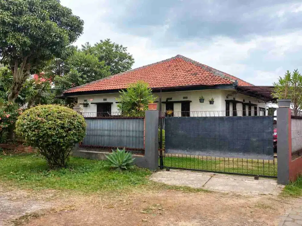 Dujual di bawah NJOP rumah luas300/150 hanya 880jt di cisaranten kulon