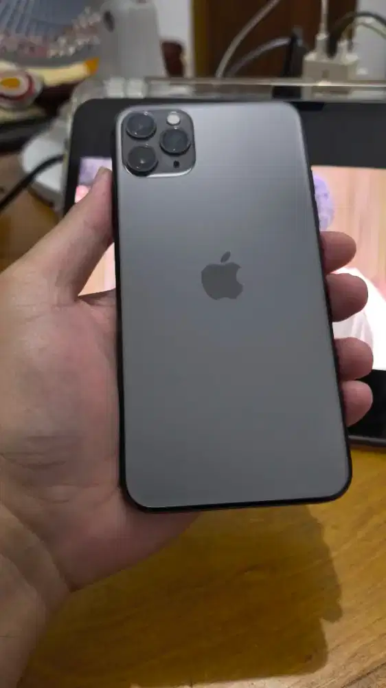 Apple Iphone 11 pro max ibox