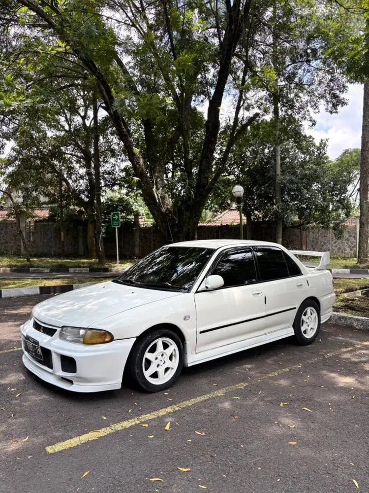 mobil lancer cb 5 evo 3