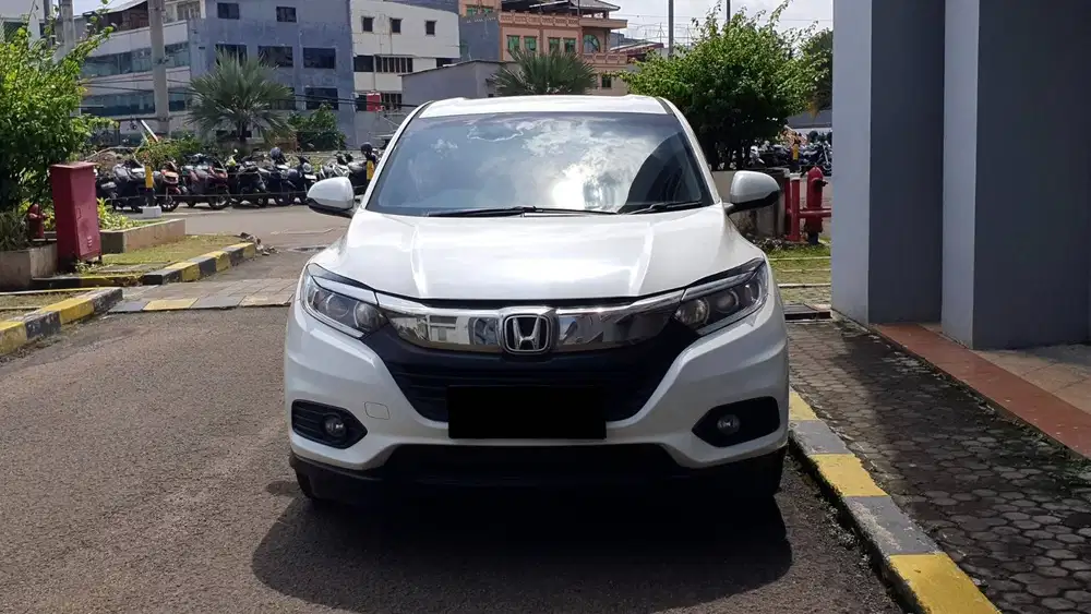 Honda HRV HR-V HR V 1.5 E CVT AT Putih NIK 2021 Km 61Rb Record Garansi