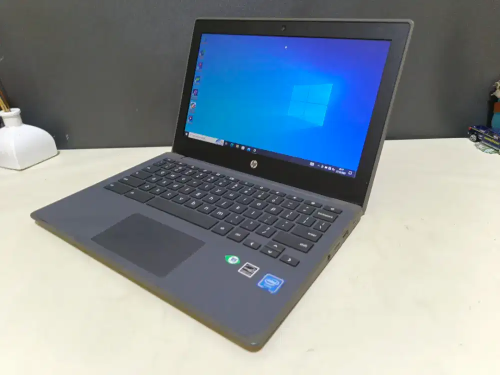 Laptop HP 11G Core N4020 Ram 4Gb eMC 32Gb Model Slim Gemerasi Terbaeu