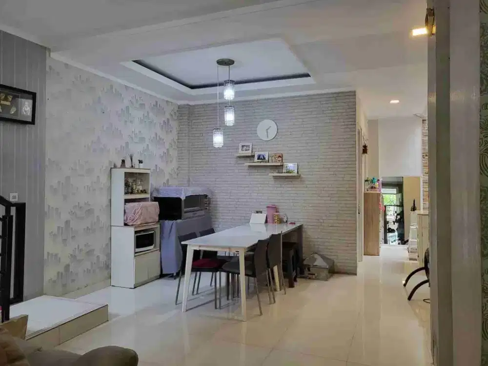 Dijual Rumah Nyaman Siap Huni dan Sudah Renovasi di Cluster Palm Summarecon Bekasi
