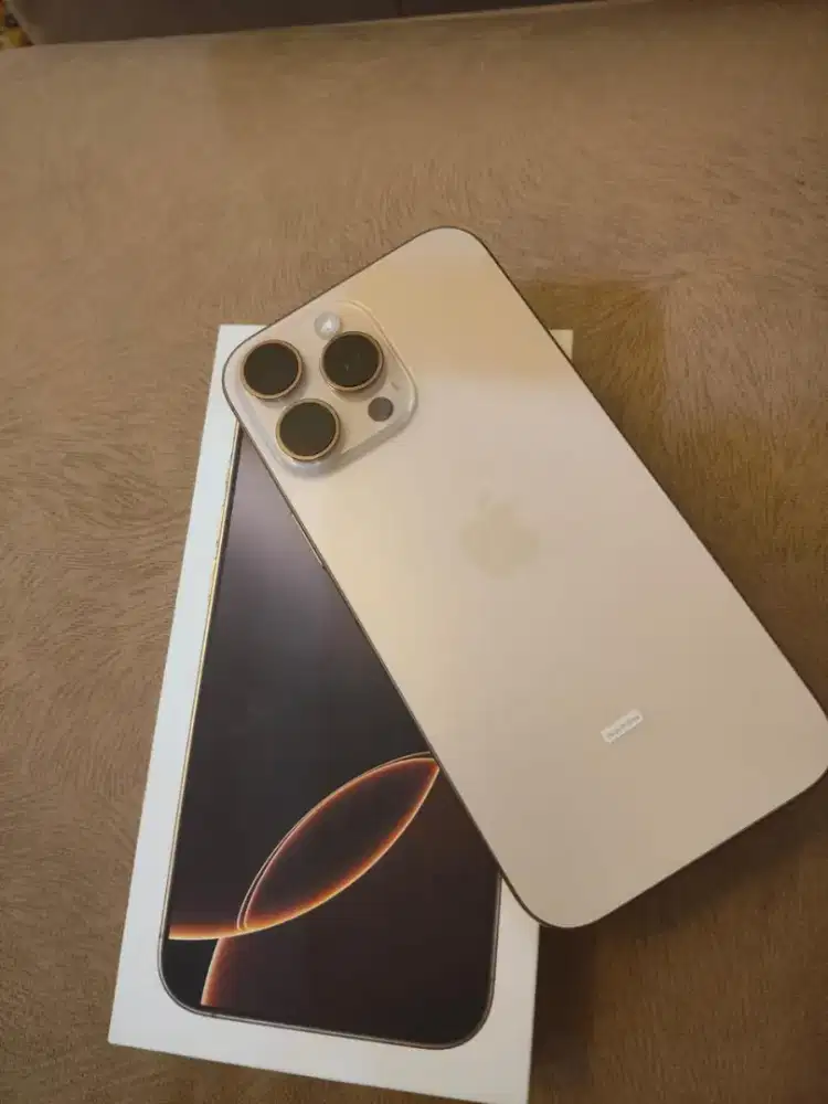 Jual cepat HP iPhone 16 promax 256Gb gold mulus iBOX bukan inter