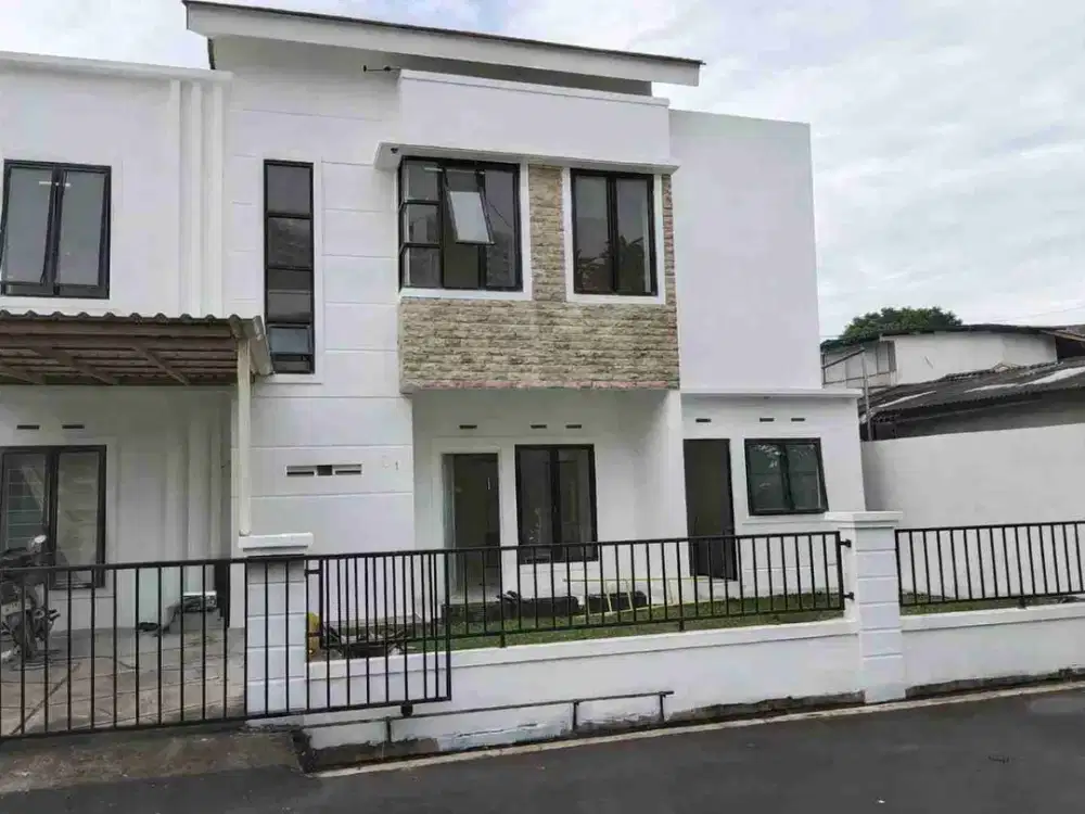 Dijual Rumah di Dalam Cluster dekat Mall BXc