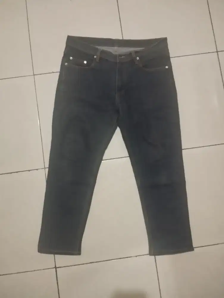 Celana denim pria