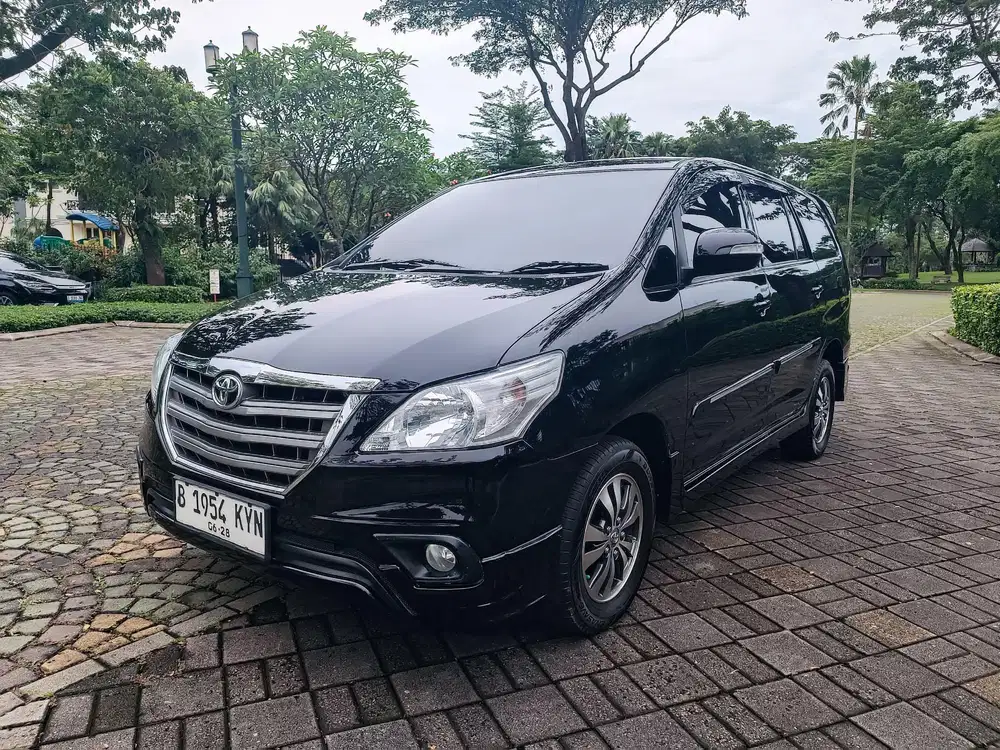 Toyota Innova 2.0 G Lux Bensin AT 2014