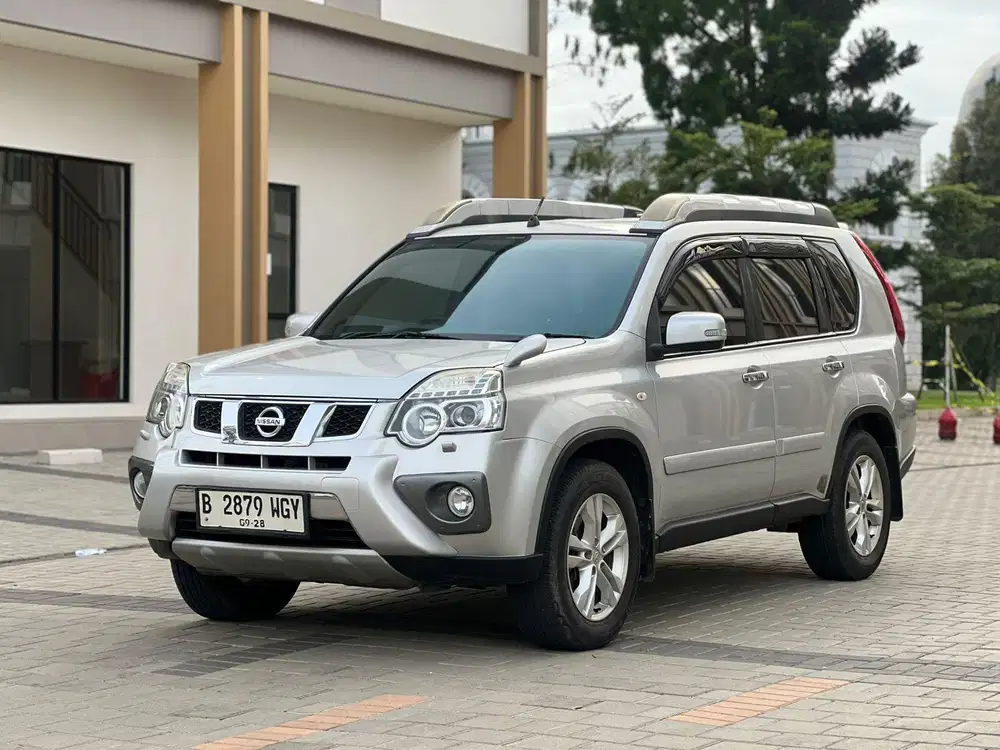 Nissan Xtrail 2.5 AT 2014 Pajak Panjang