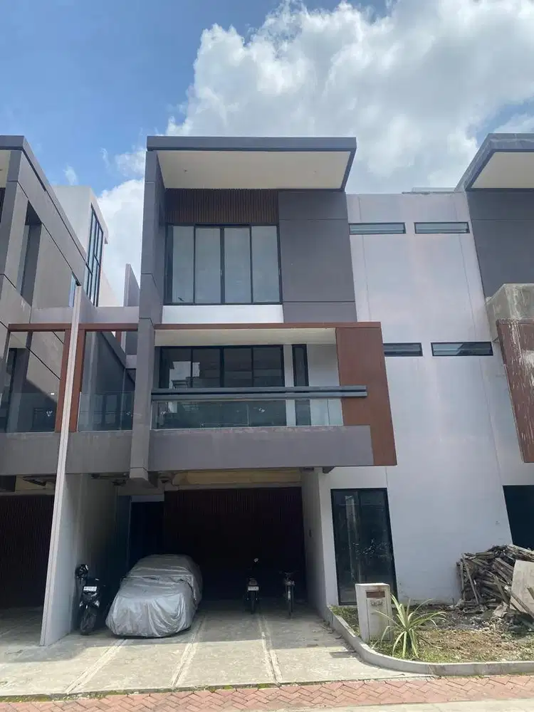 Dijual rumah typr dior givenchy one