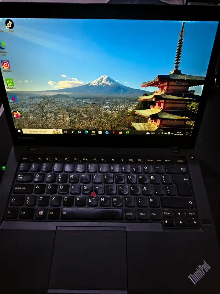 Lenovo Thinkpad i7 Pro 14inch