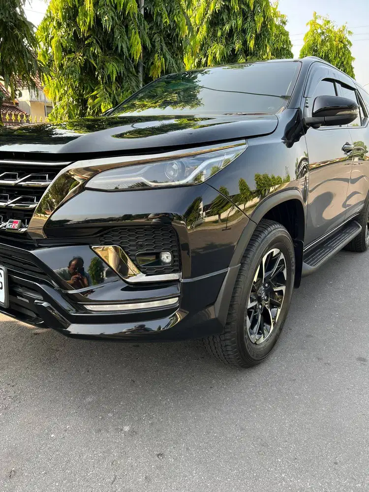 DIJUAL... FORTUNER GR 2.8 MATIC PLAT AB Hitam KM LOW MURAH MULUS