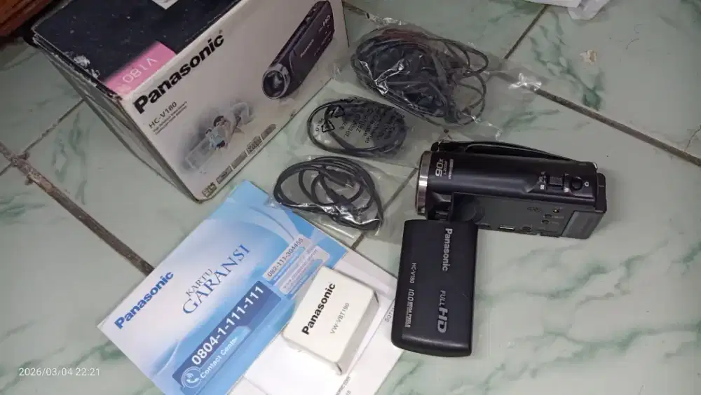 Handycam panasonic hc v180
