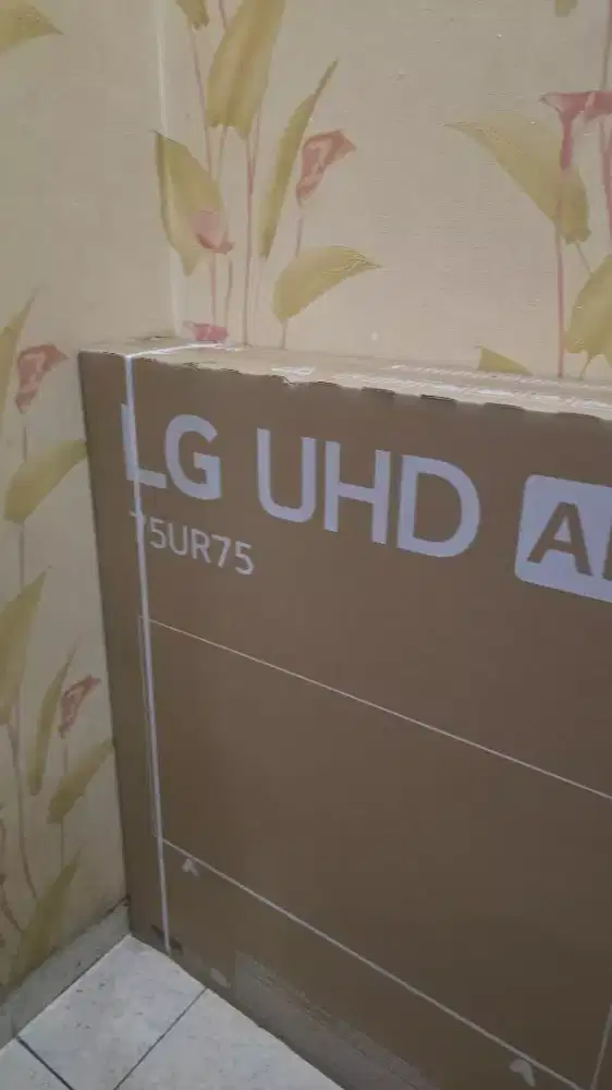 TV merk lg  75 inch baru