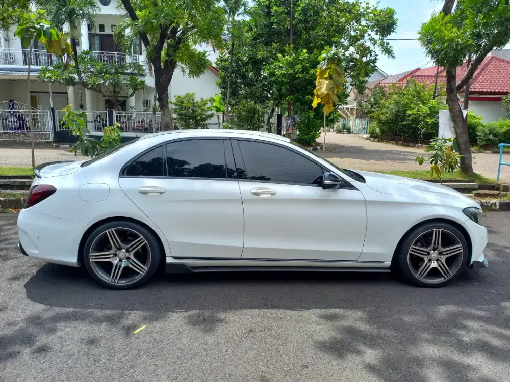 C200 w205 velg+ ban ada 2 set