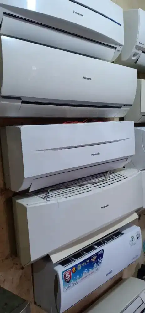 ready AC mulai dari 1/2 pk sampai 1 pk , ori dan mulus