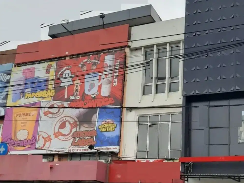 Disewakan Ruko 3 Lantai Jalan Serpong MH Thamrin Tangerang parkir Luas