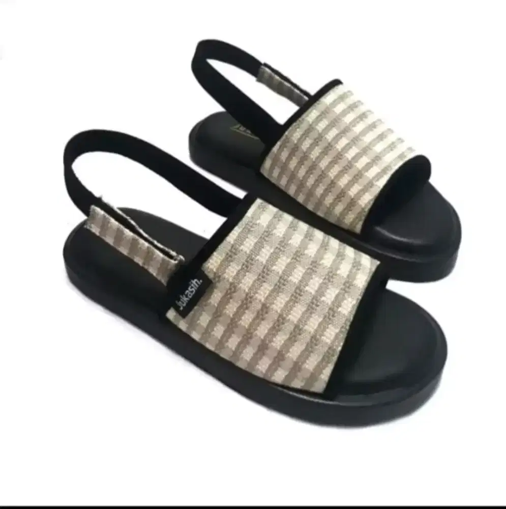Sandal wanita size 40