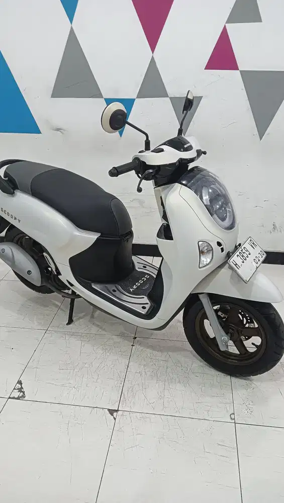 Honda New Scoopy Prestige Keyles 2025 Putih Albino