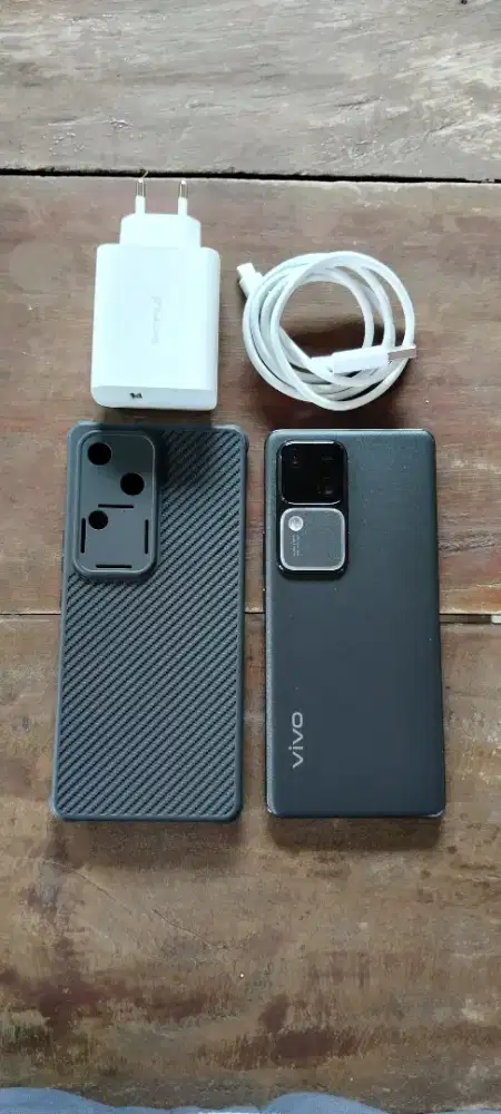 Vivo V30 5G (8/256 GB) Volcano Black Unit Only Batangan