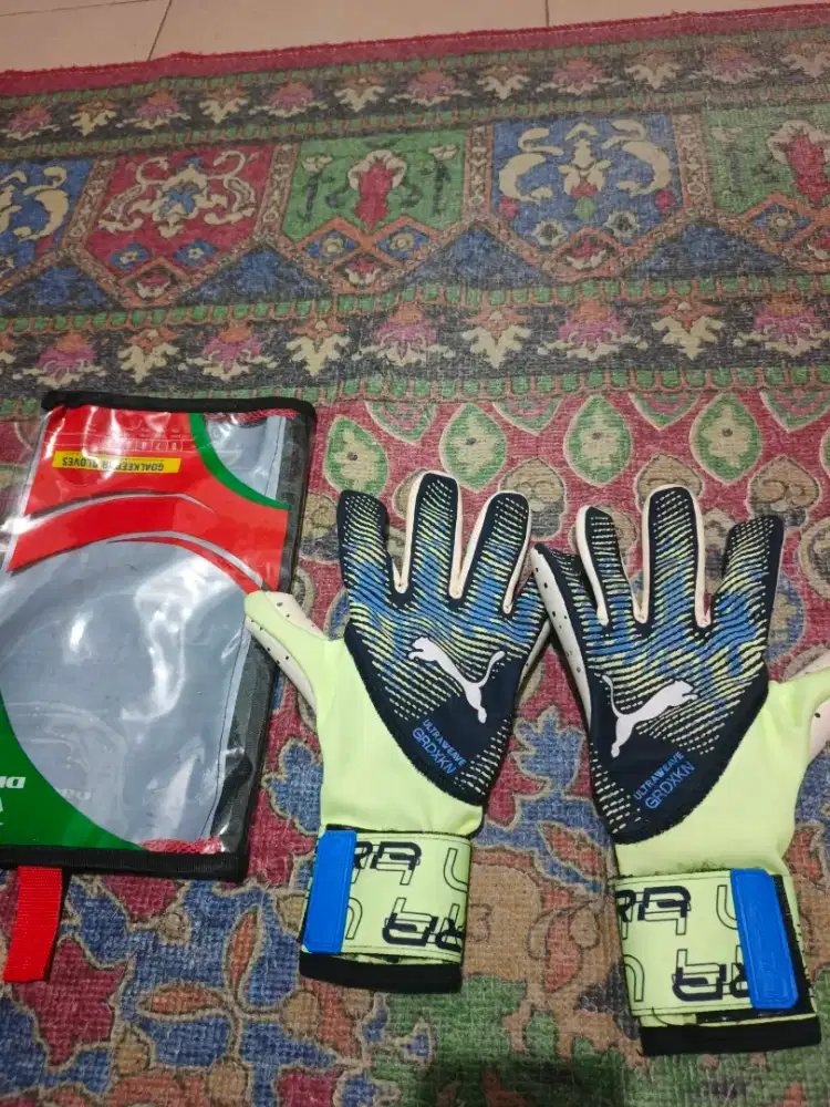 SARUNG TANGAN KIPER PUMA ULTRA ULTIMATE NEGATIVE CUT