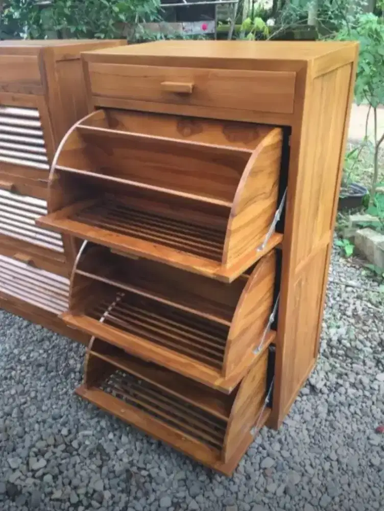 Almari sepatu sandal minimalis full kayu jati