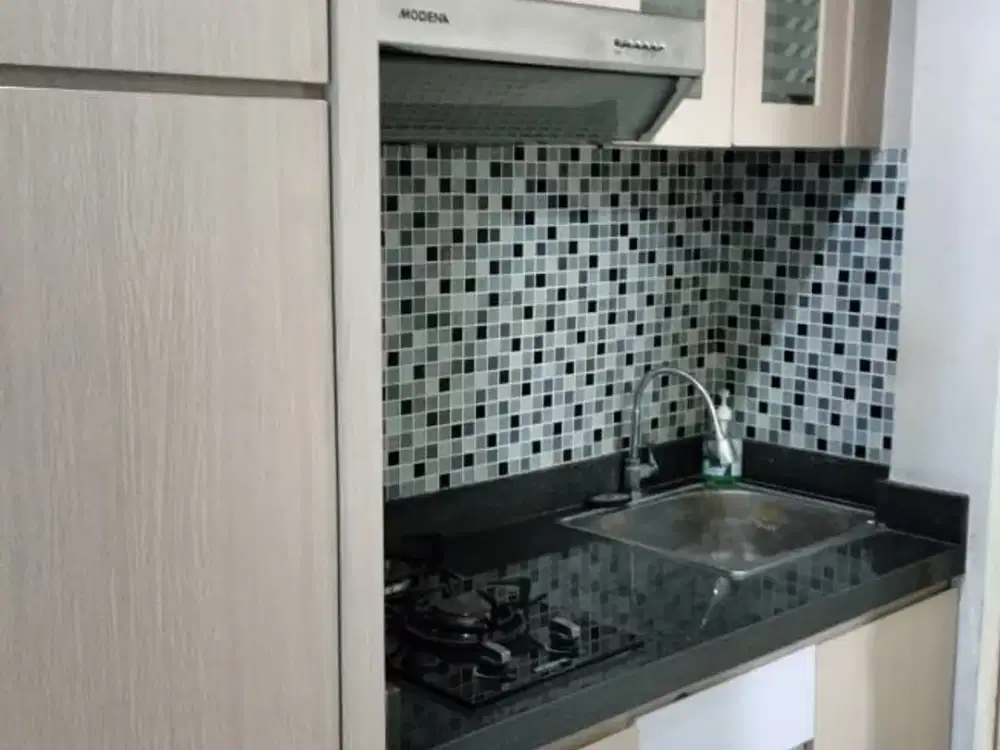 Sewa Bulanan 5Jt Tanglin 2BR Full Furnish Lantai 12 Termasuk SC