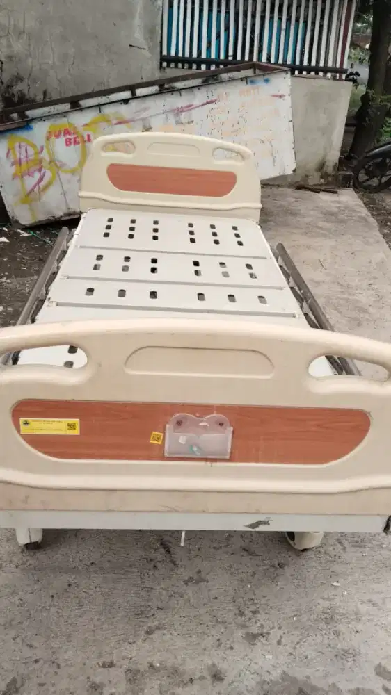 Bed ranjang pasien 2 crank engkol