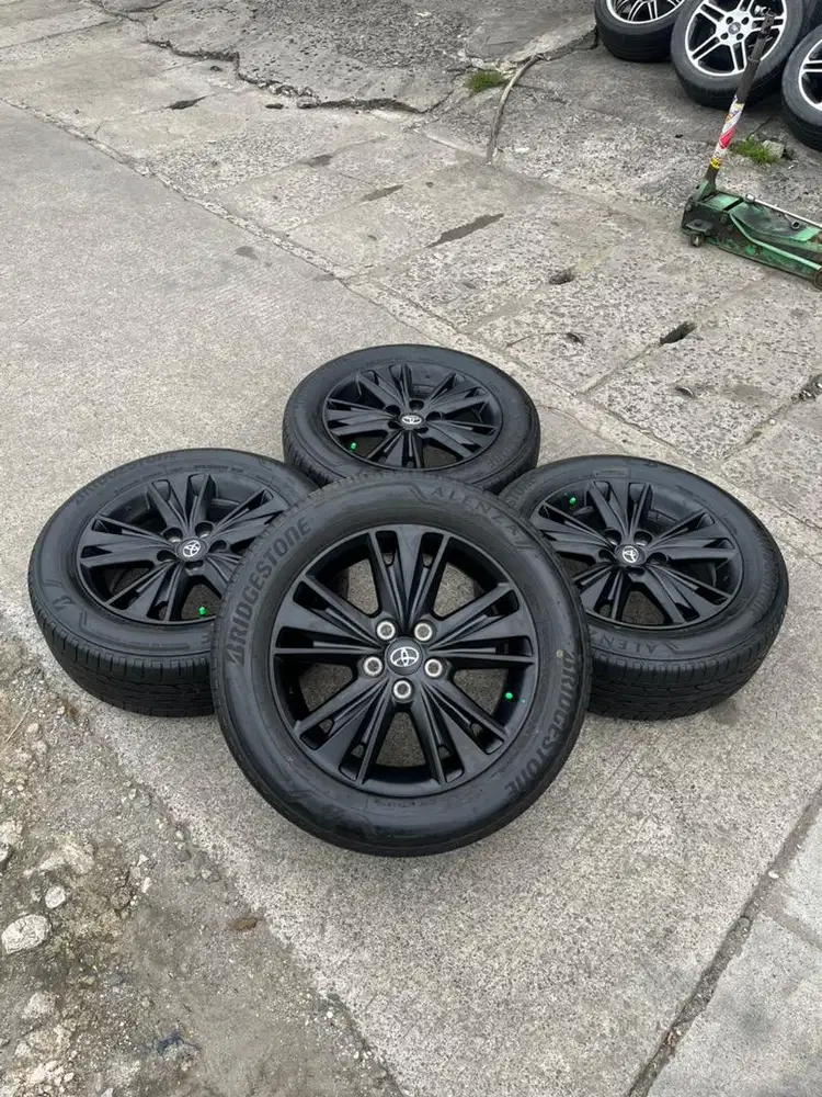 VELG INNOVA VENTURER R17 ORI + BAN BRIDGESTONE