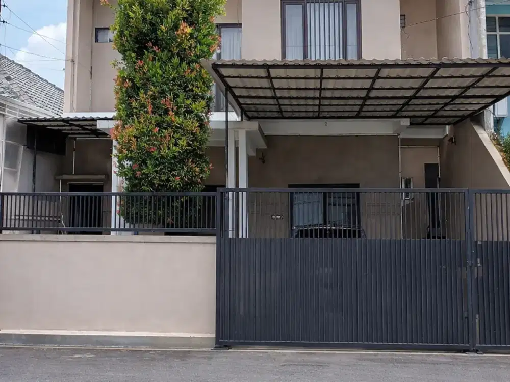 Dijual Rumah Besar Terawat Tenggilis Utara Surabaya Semi Furnished SHM