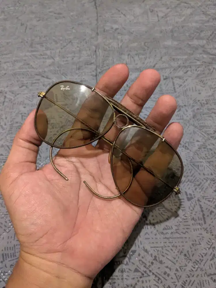 Kacamata hitam vintage rayban bausch & lomb original