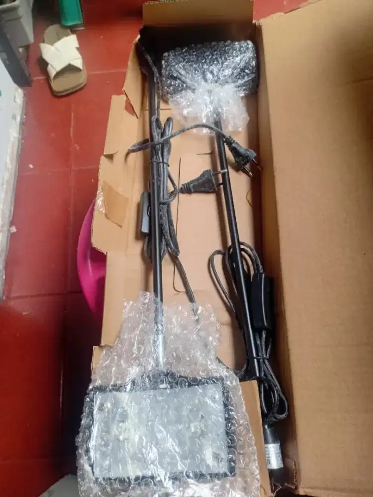 Lampu display kondisi baru