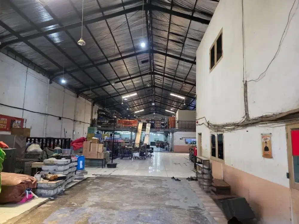 Disewa Gudang 2 Lantai Ada Kantor 2 Lantai Siap Pakai AKses Kontainer 40 Feet Tidak Banjir Bagus di Pantai Indah Dadap Tangerang