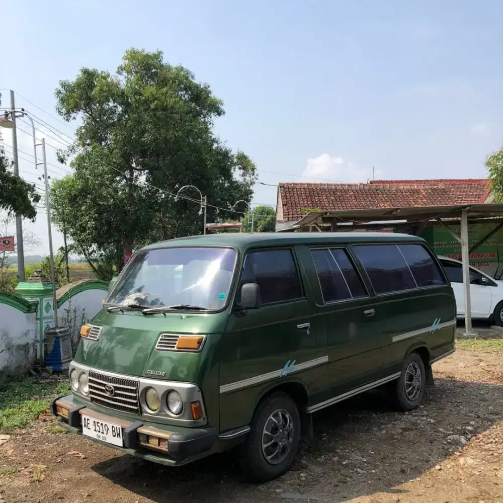 MOBIL TUA NOSTALGIA COLT T120